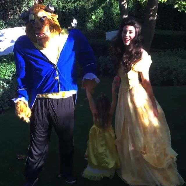 Beauty and the beast zoom d17923ce b8b9 4ed2 ab5c 797cf39e43b5