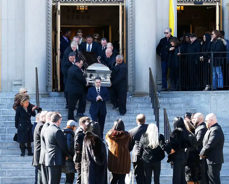 Big ang funeral inline b165c189 5ef5 4a16 913e 661c8fc5dd12