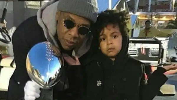 Blue ivy jay z zoom ad170368 ad99 42f4 8f3c 2ff7eb3be3ed