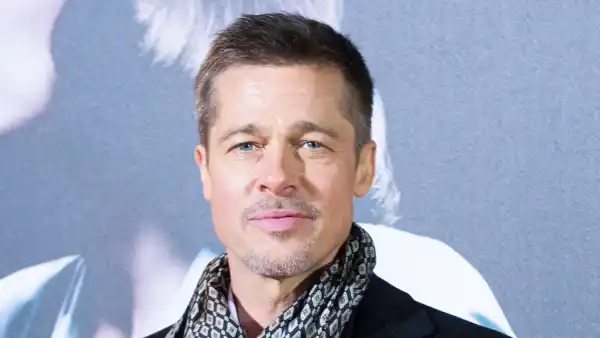 Brad pitt bed396cc 3aa0 4882 839e bac8f0592b42