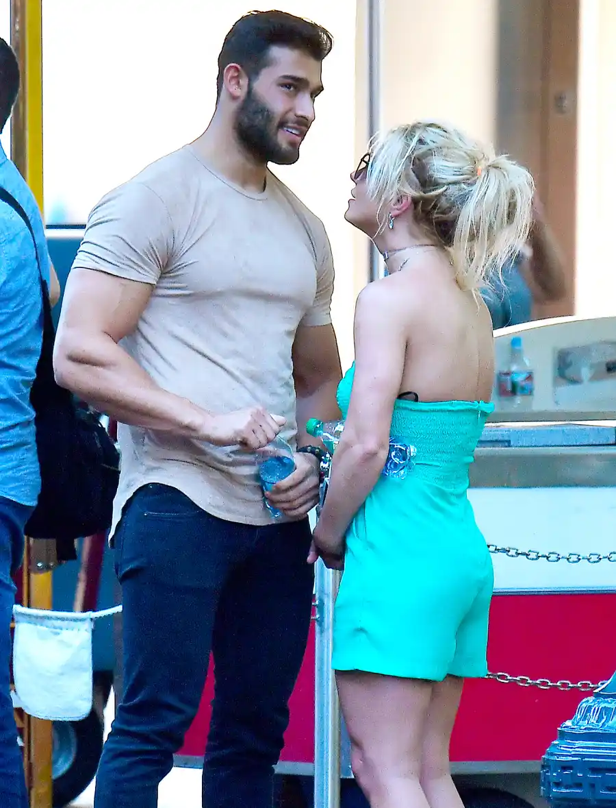 Britney Spears Sam Asghari Disneyland