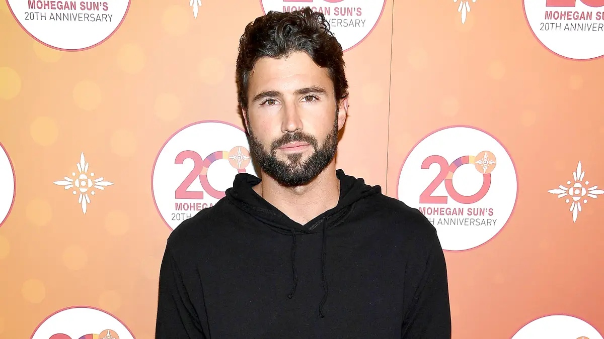 Brody Jenner walks the red carpet before the Ballroom After Party with Chrissy Teigen and LL Cool J for Mohegan Suns 20th Anniversary at Mohegan Sun on October 15, 2016 in Uncasville, Connecticut.