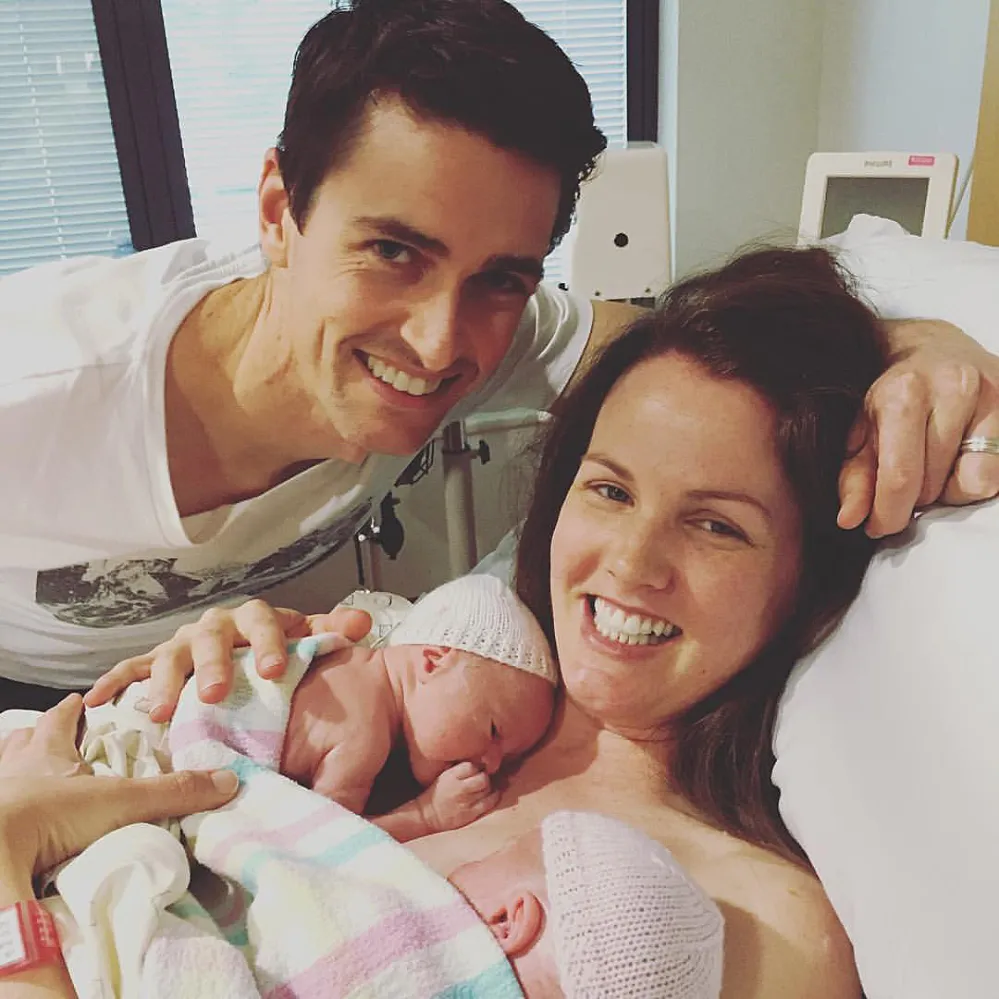 mom gives birth to second set of identical twins