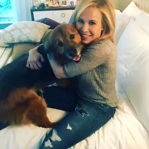 Chelseahandlerdog c152aa3a 0c74 4b03 9b75 f11841114383