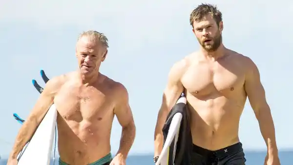 Chris hemsworth and dad zoom 7129a84a 5fba 492e aed7 c96605e261bf