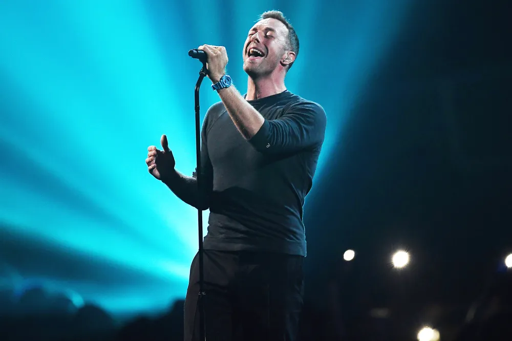 Chris Martin Brit Awards George Michael tribute