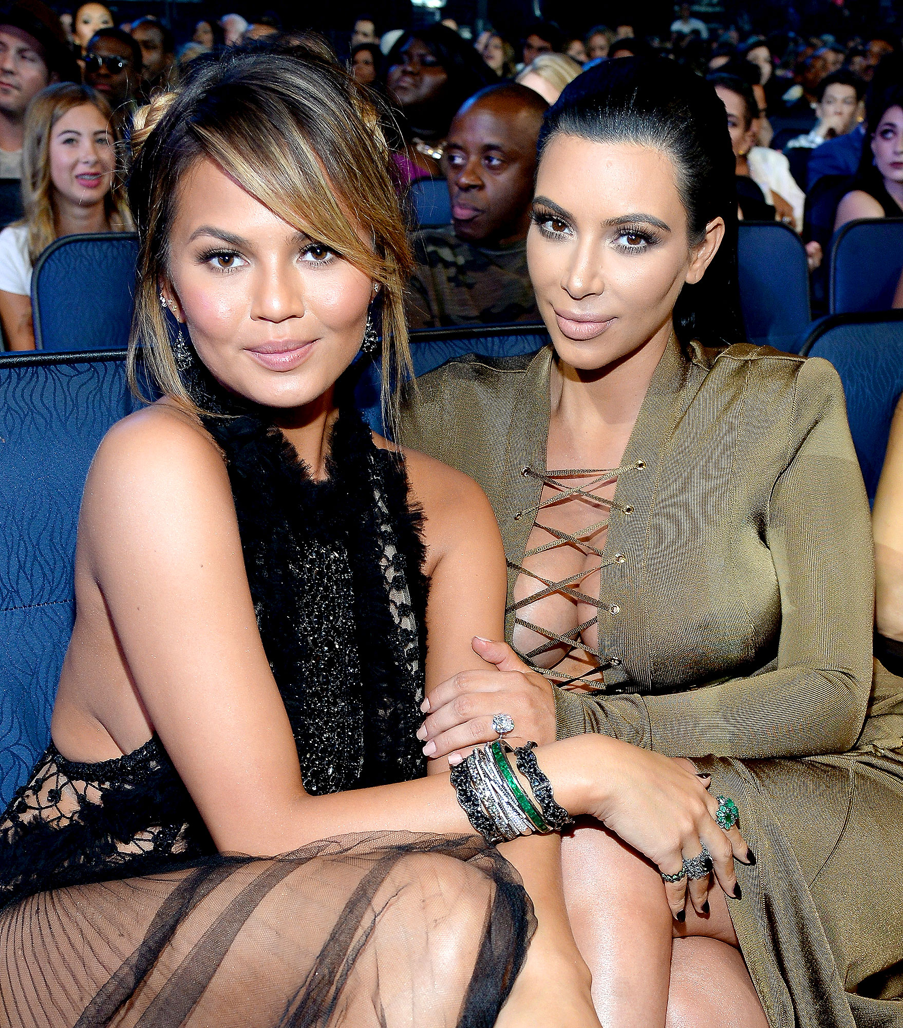 Kim Kardashian Chrissy Teigen