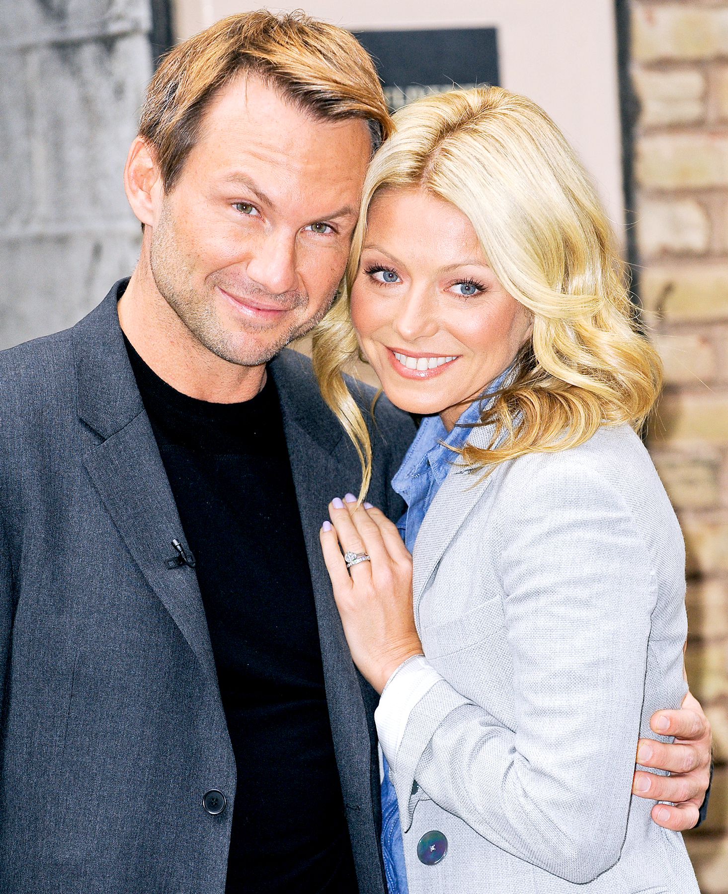 Christian slater kelly ripa zoom 4db08ed1 9812 4dfd 8e82 4d30273fee1d