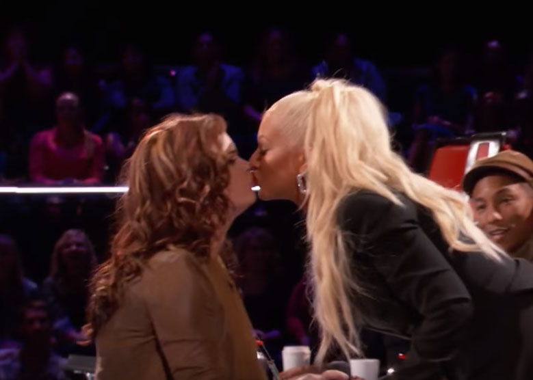 Christina Aguilera locks lips with 'The Voice' contestant