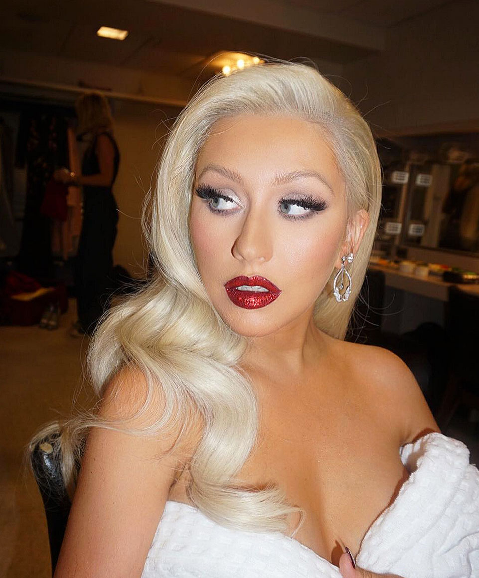 Christina a 9f80ec1b 2cd9 4e77 9b21 3dd5b65bf414