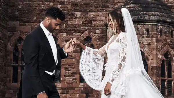 Ciara e29f3678 ed01 44ff 973e 104fa7b2bc41