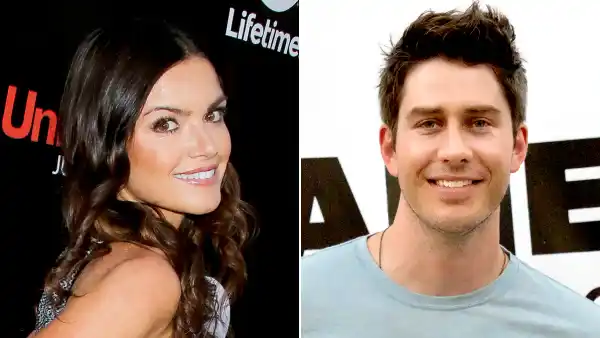 Courtney robertson arie luyendynk best sex 22efb9cf 6801 4165 b32b 2eb7177c9acc