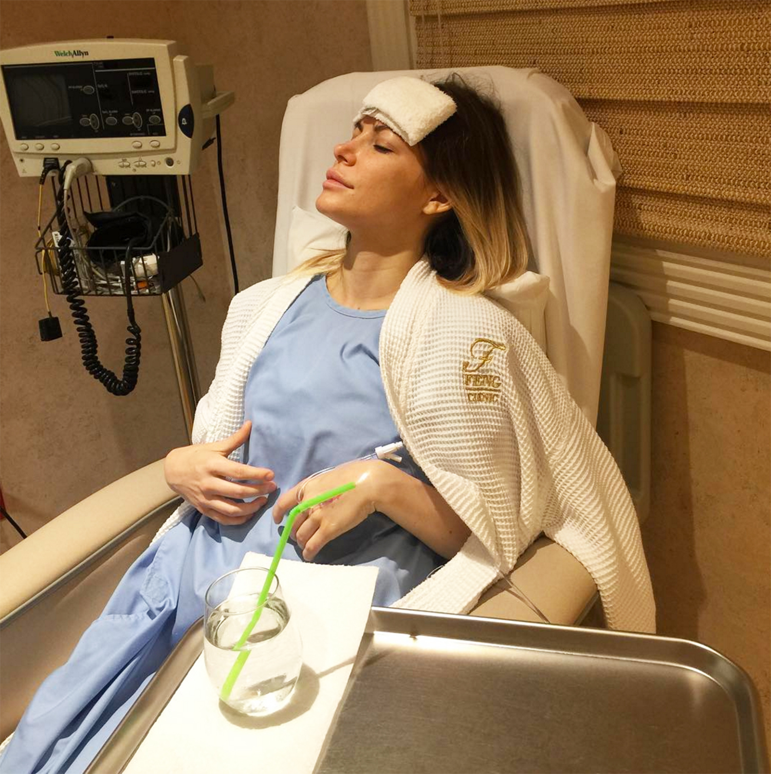 Crystal hefner 32df353e f9d1 4bea 802a 30d837eec20b