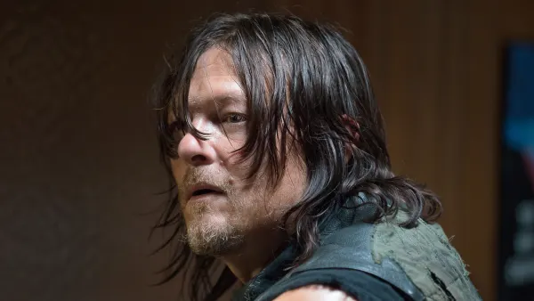 Daryl indoors 49b6a3ee 26e1 488c ad60 9ae8e21e1d7c