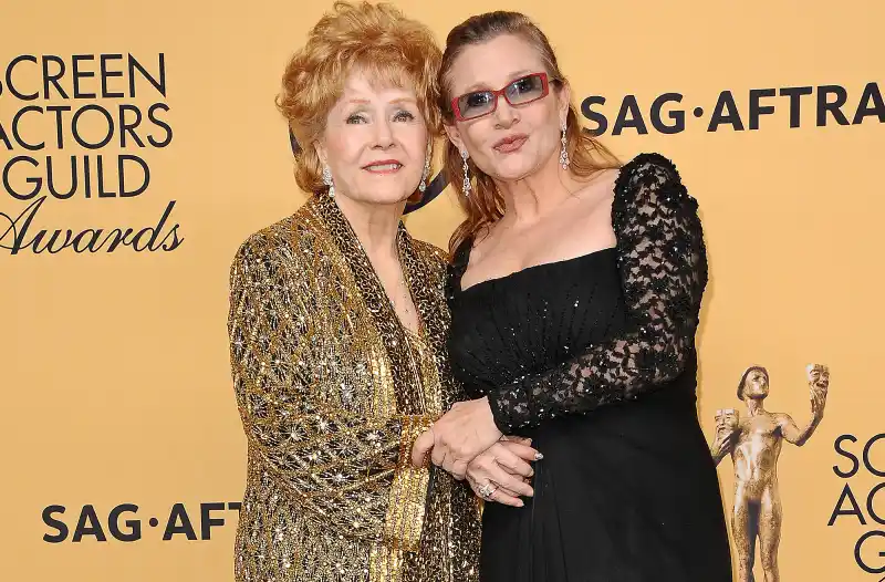 Debbie Reynolds and Carrie Fisher