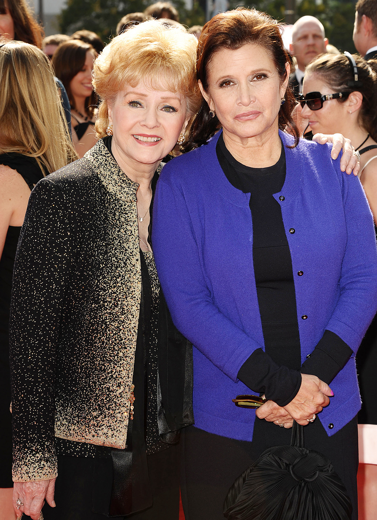 Debbie reynolds carrie fisher promos fc9717c5 9d59 4705 a998 7a62de2a265b