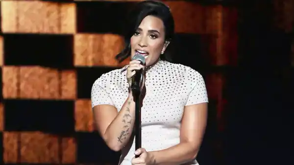 Demi lovato 95903dc1 f667 4d69 8f4c 818065d49217