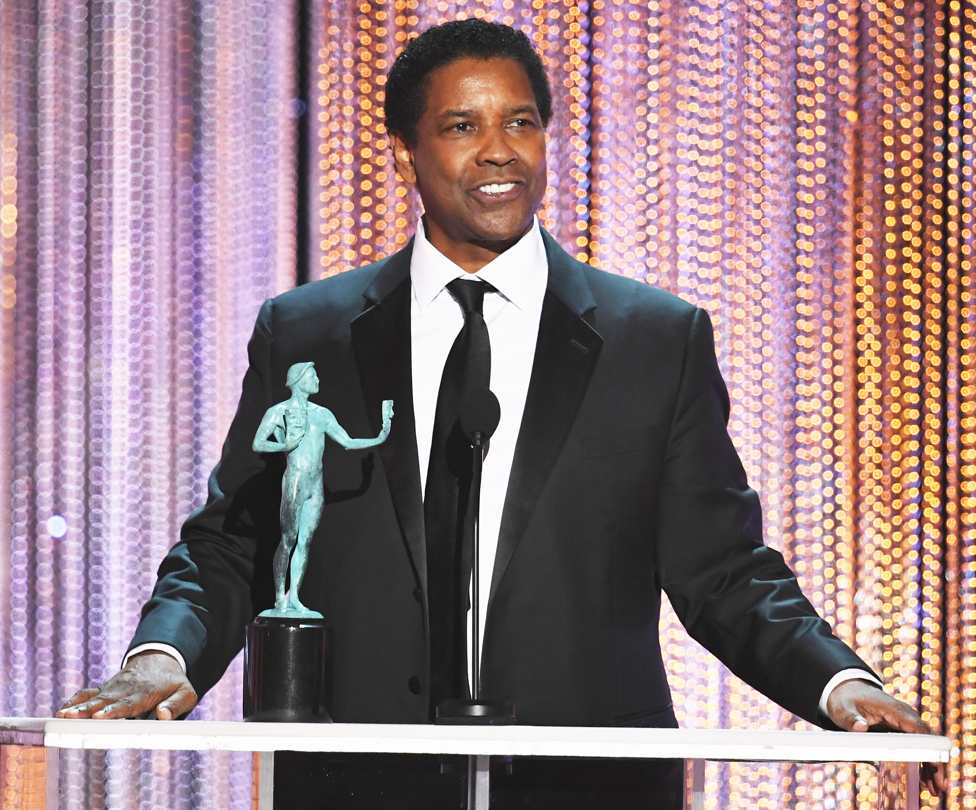 Denzel washington 0e20b3ae 6caa 43d5 b718 24f1f6e0b8fc