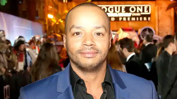 Donald faison c55bcc19 3223 4875 a9ca 7bd3ae51261b