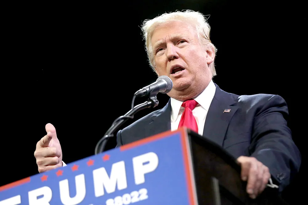 Presumptive Republican presidential candidate Donald Trump speaks at a rally in Fresno on May 27, 2016 in Fresno, California.