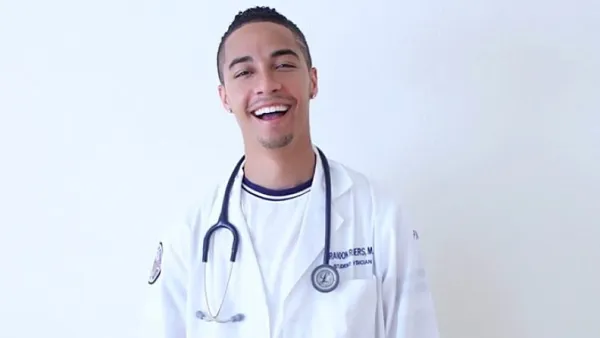 Dr brandon rogers 2cba8111 fdde 4ba8 9bbf 760cb0a4fc18