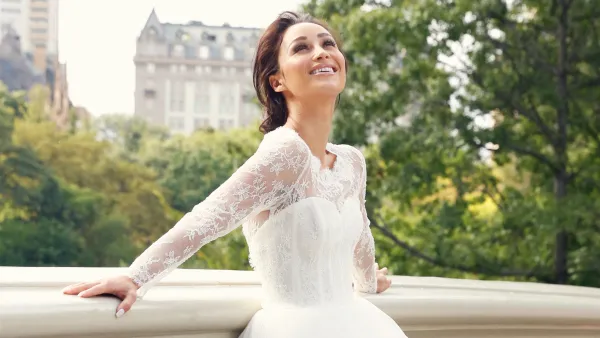 Dress d0bcf806 8dcd 4a3f a7f5 89908fb79b4d