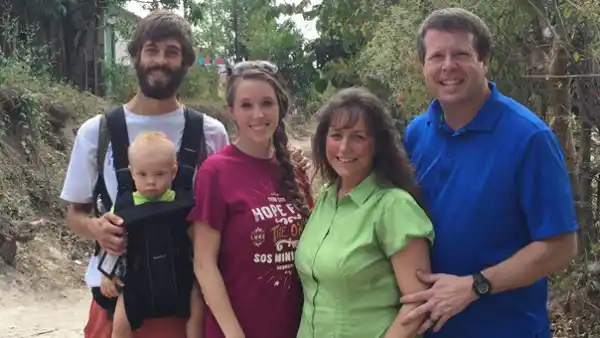 Jill Duggar and Derick Dillard Get a Visit From Jim Bob and Michelle Duggar