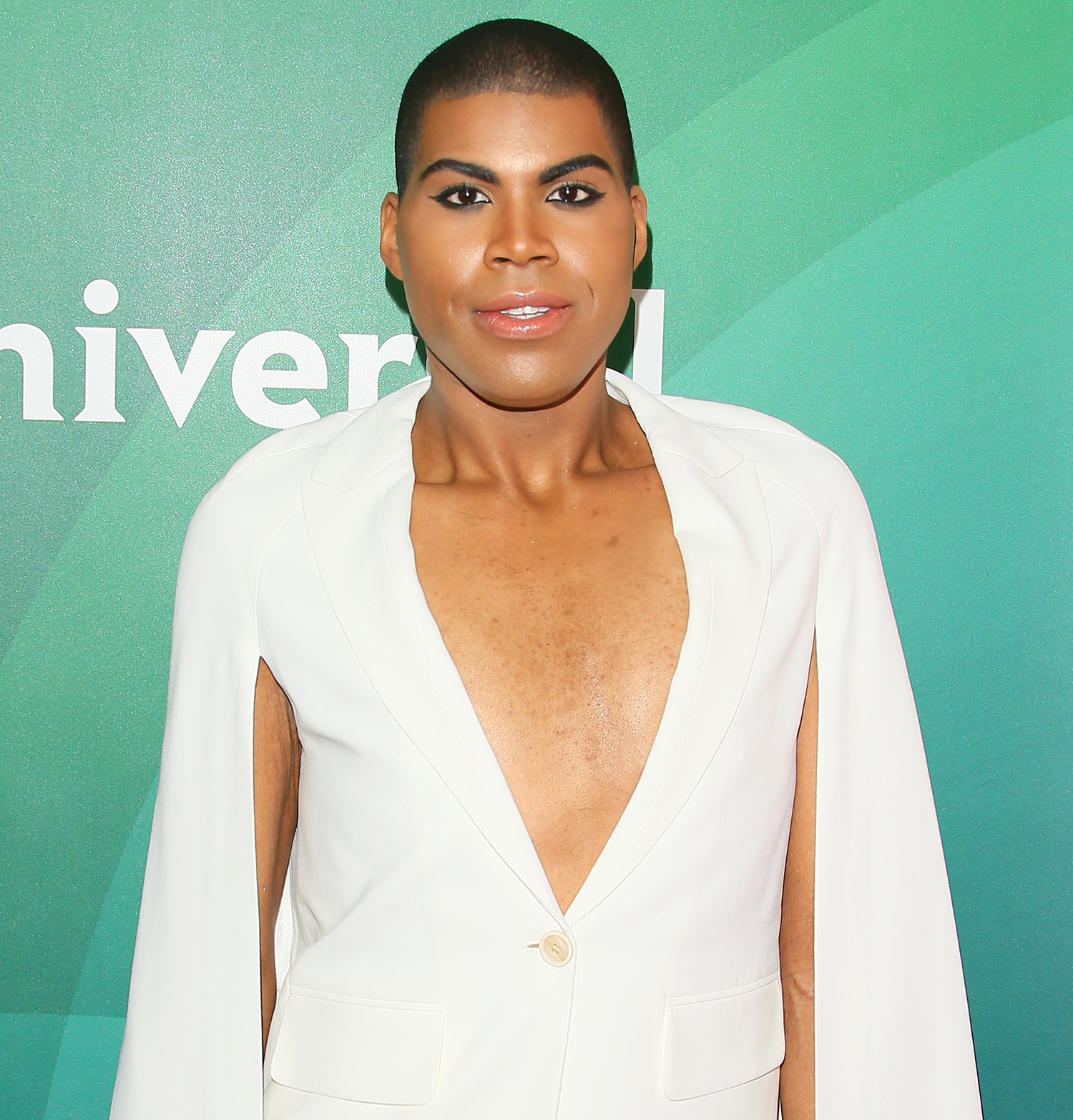 Ej johnson 3e192e98 6d58 4637 b45c df24a0699dfd