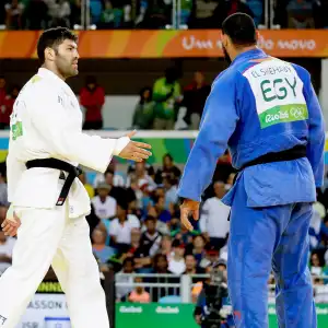 El shehaby or sasso declines handshake zoom 7f54dd03 a156 42cf acaa e51bd4d6122b