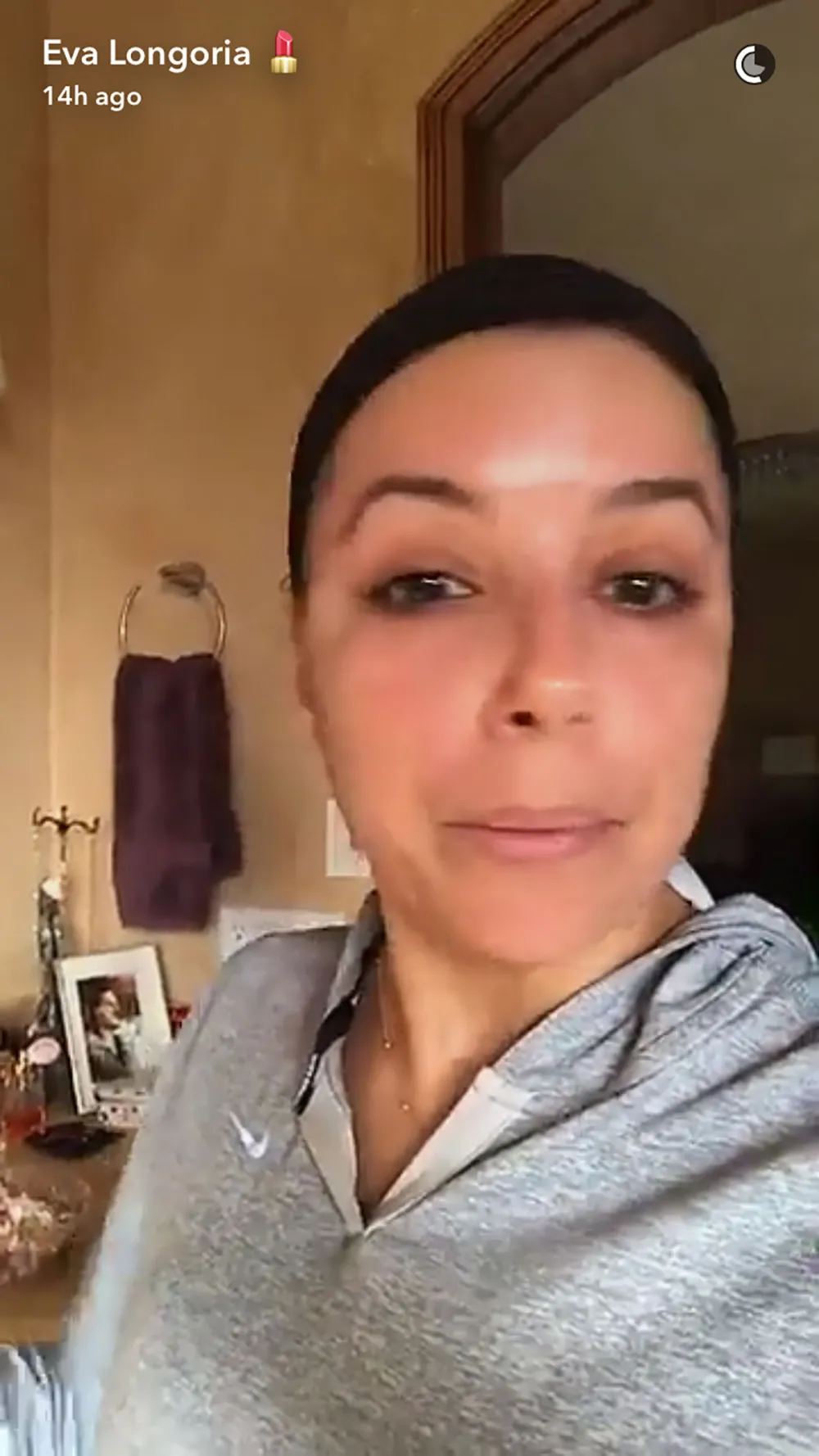 Eva Longoria is barely recognizable in Snapchat post