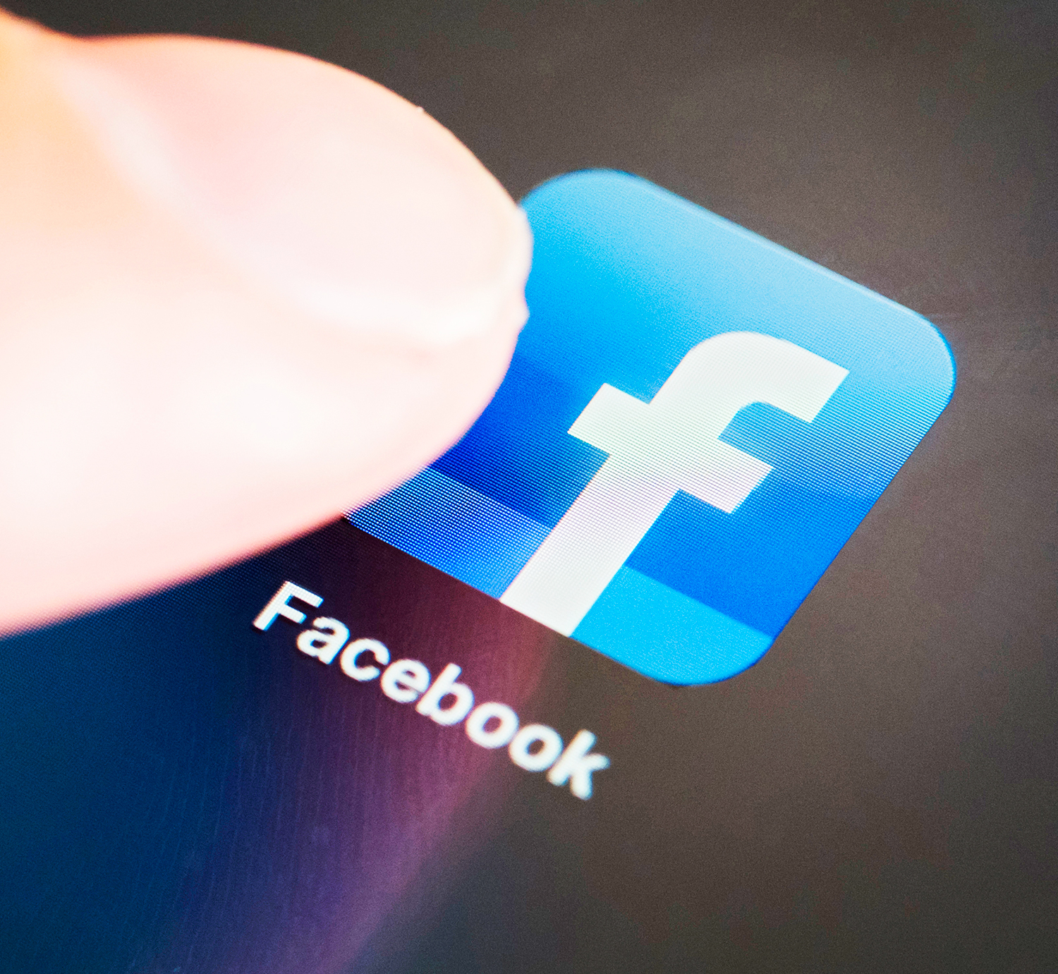 Facebook 82d077a1 1b4a 451e af2f 5bb9122457a9