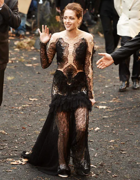 Kristen Stewart sneakers