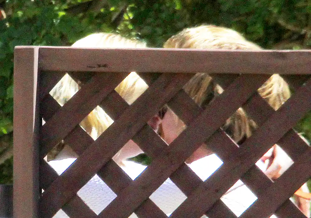 Kirsten Dunst and Jesse Plemons