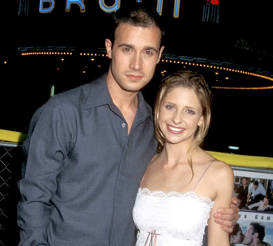 Freddie Prinze, Jr. and Sarah Michelle Gellar