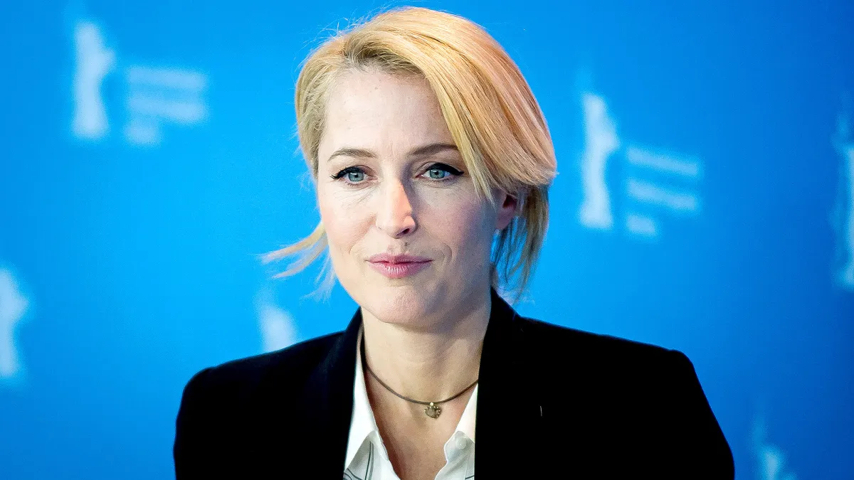 Gillian Anderson