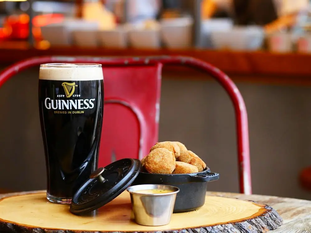Guinness pour