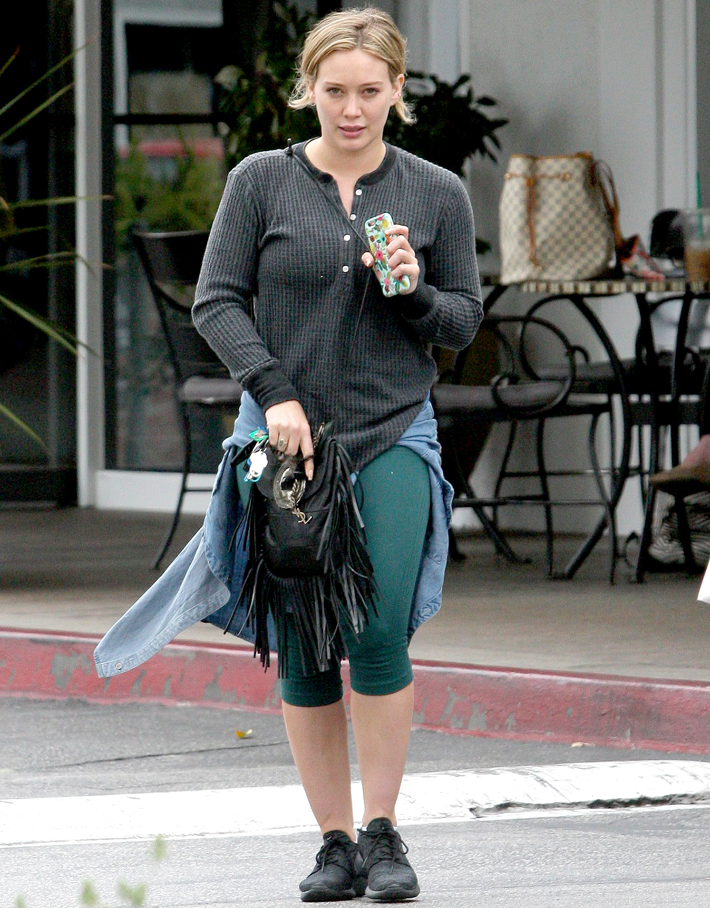 Hilary duff zoom 799c891d b690 460c 9a7f 59a62a6d7f1b