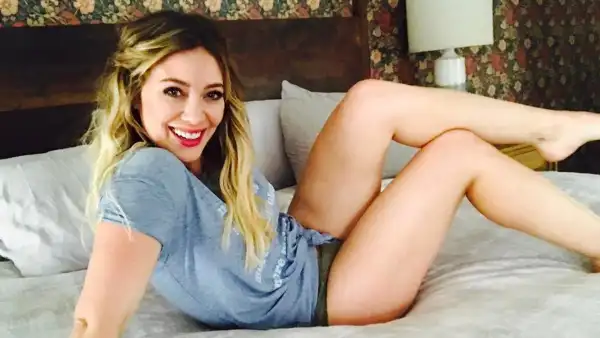 Hillary duff 5c4ed56f 6974 44e5 98b2 e6c62a8725b2