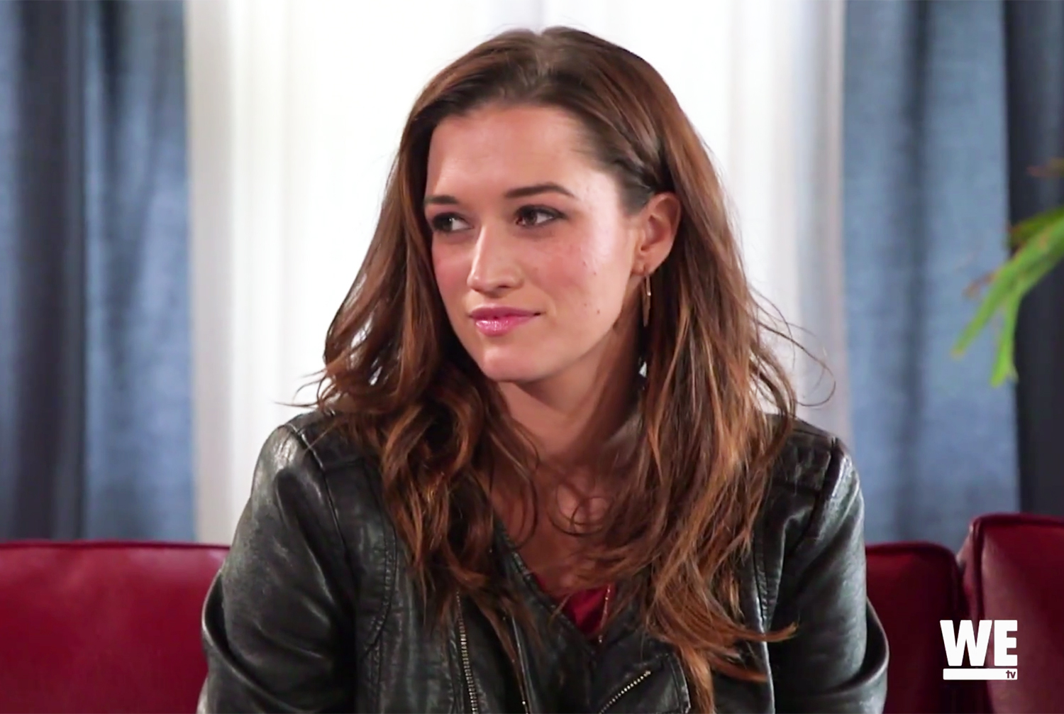 Jade b671e0fd 0eef 449e 9bdc 264e92420d7b