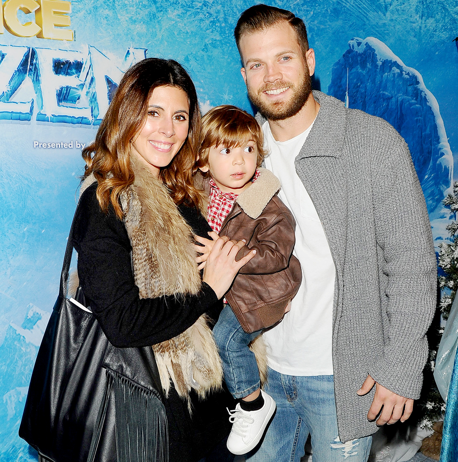 Jamie-Lynn Sigler and Cutter Dykstra with son Beau at 2015 Disney On Ice.