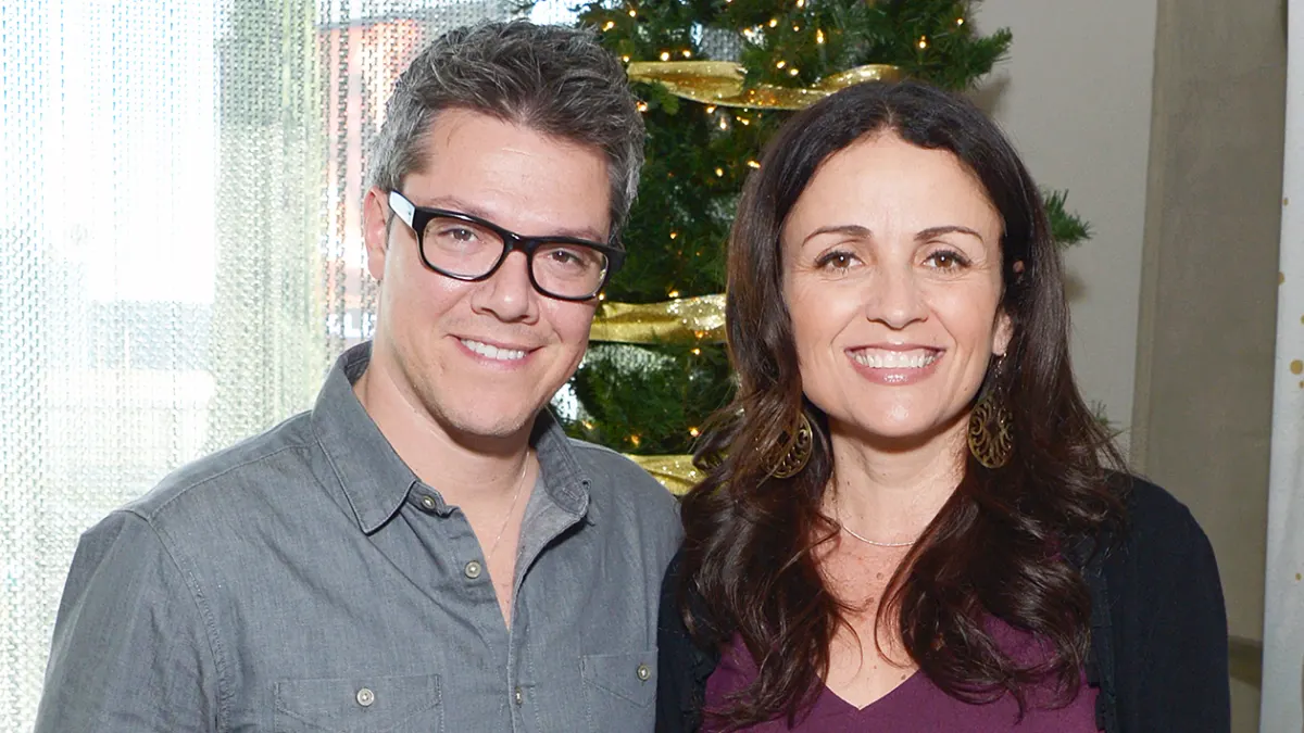 Jonathan Nassos Jenni Pulos