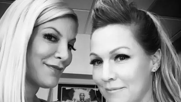 Tori Spelling Jennie Garth
