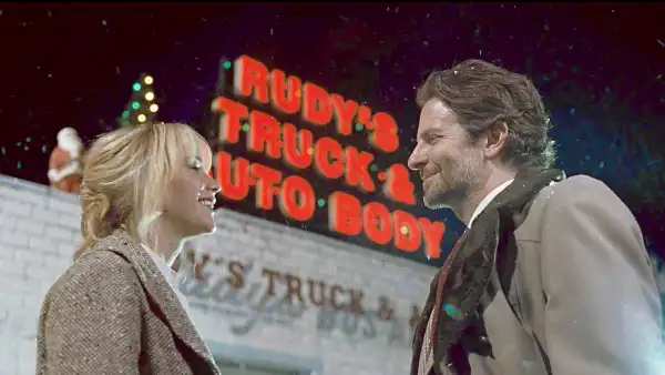 Jennifer Lawrence and Bradley Cooper