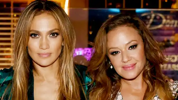 Jennifer lopez leah remini zoom cdca069c cd0c 41a1 88c8 ab4f29938bad