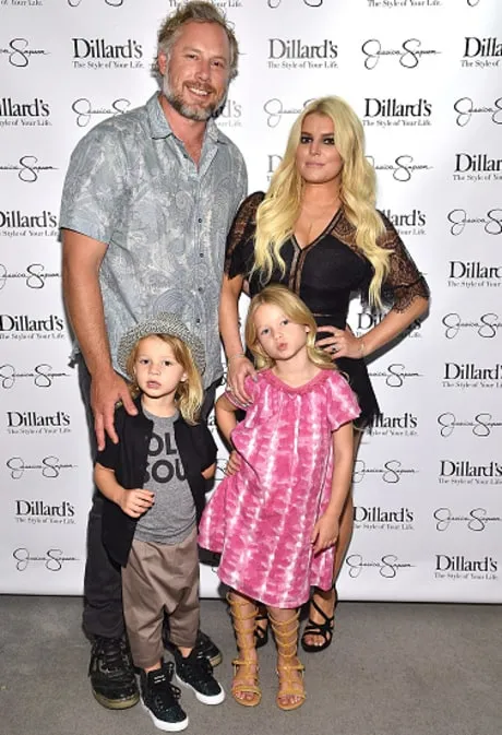 Jessica Simpson's Kids Steal the Show at Texas Event