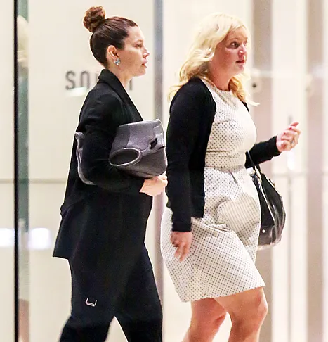 jessica biel bump with assistant