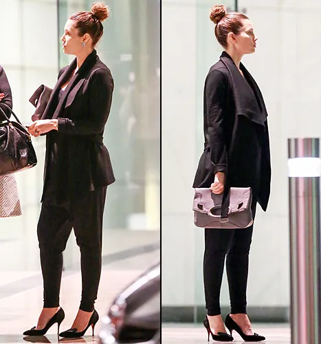 jessica biel bump profile split