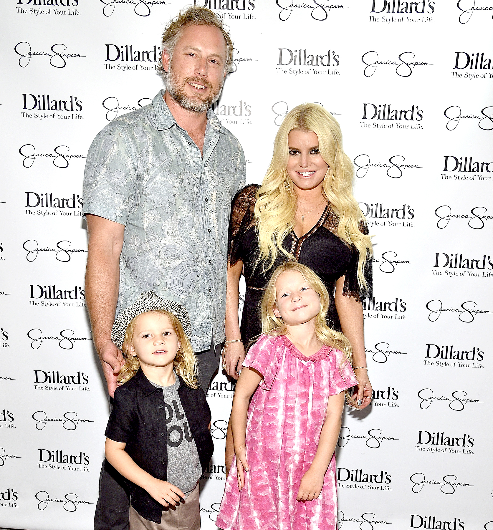 Jessica simpson family b09e4de1 ef30 439d a277 6271bd090d83