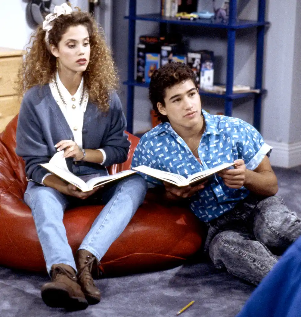 Elizabeth Berkley as Jessie Spano and Mario Lopez as A.C. Slater on Saved by the Bell.