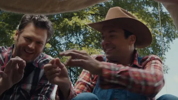 Jimmy Fallon, Blake Shelton